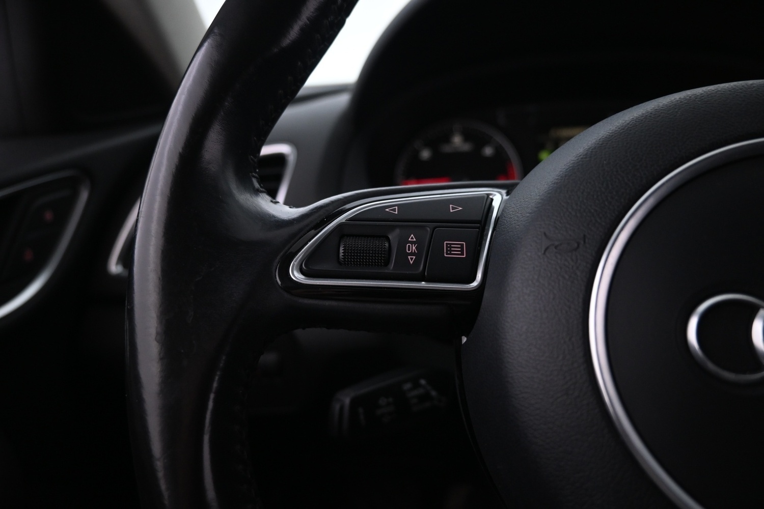 Audi Q3 vaihtoauto
