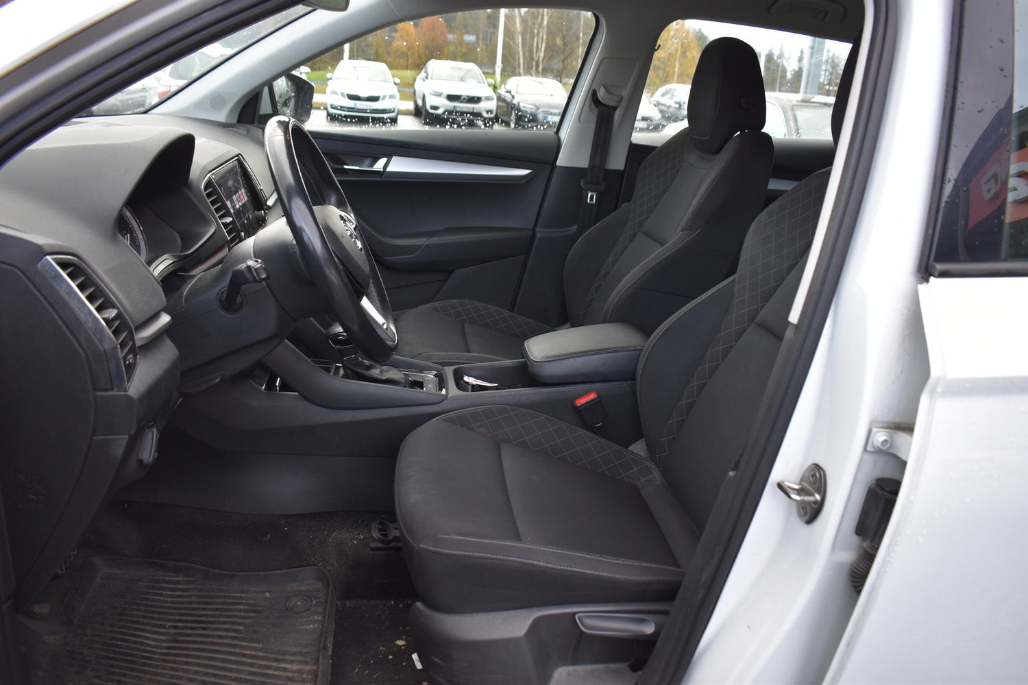 Skoda Karoq vaihtoauto