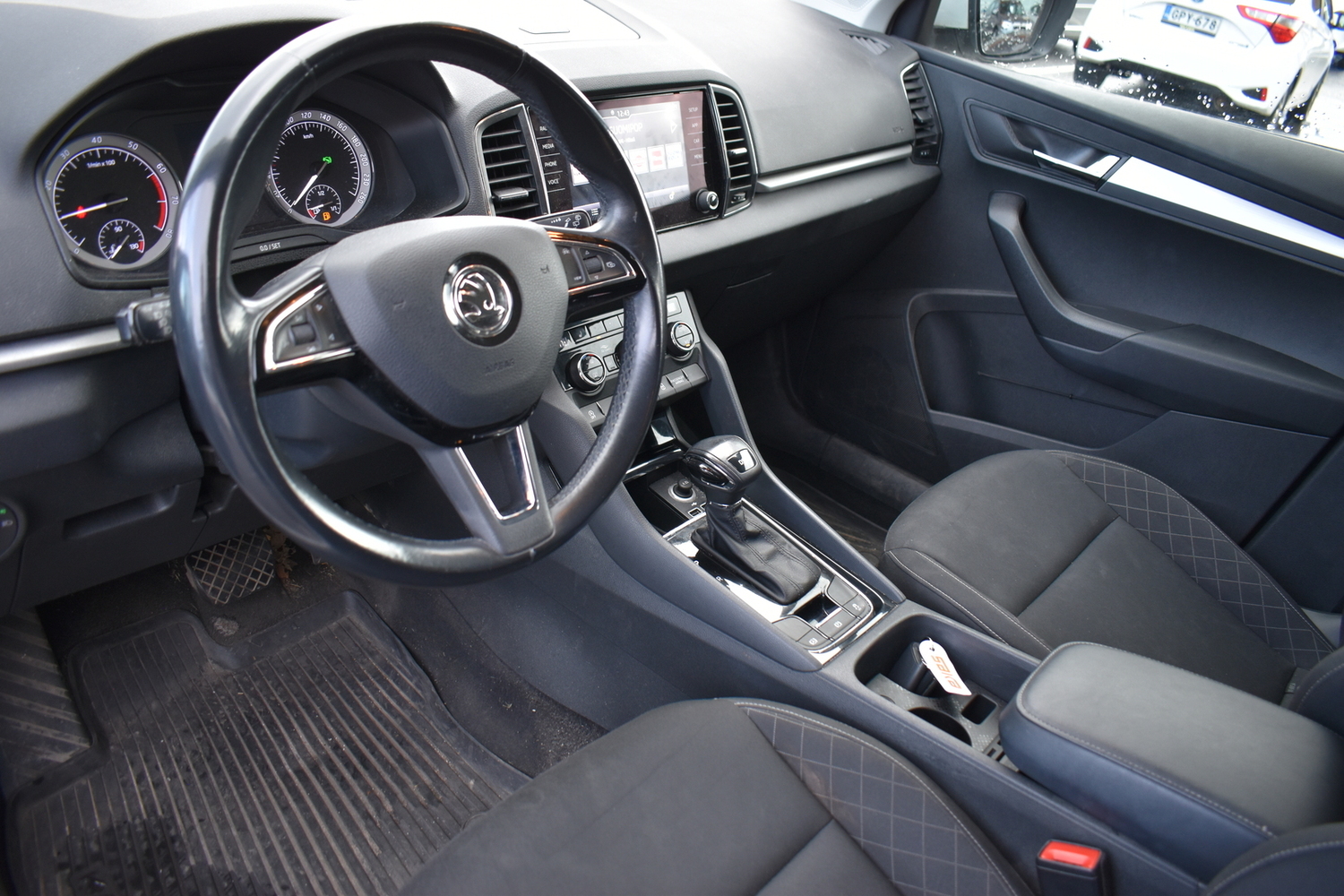 Skoda Karoq vaihtoauto