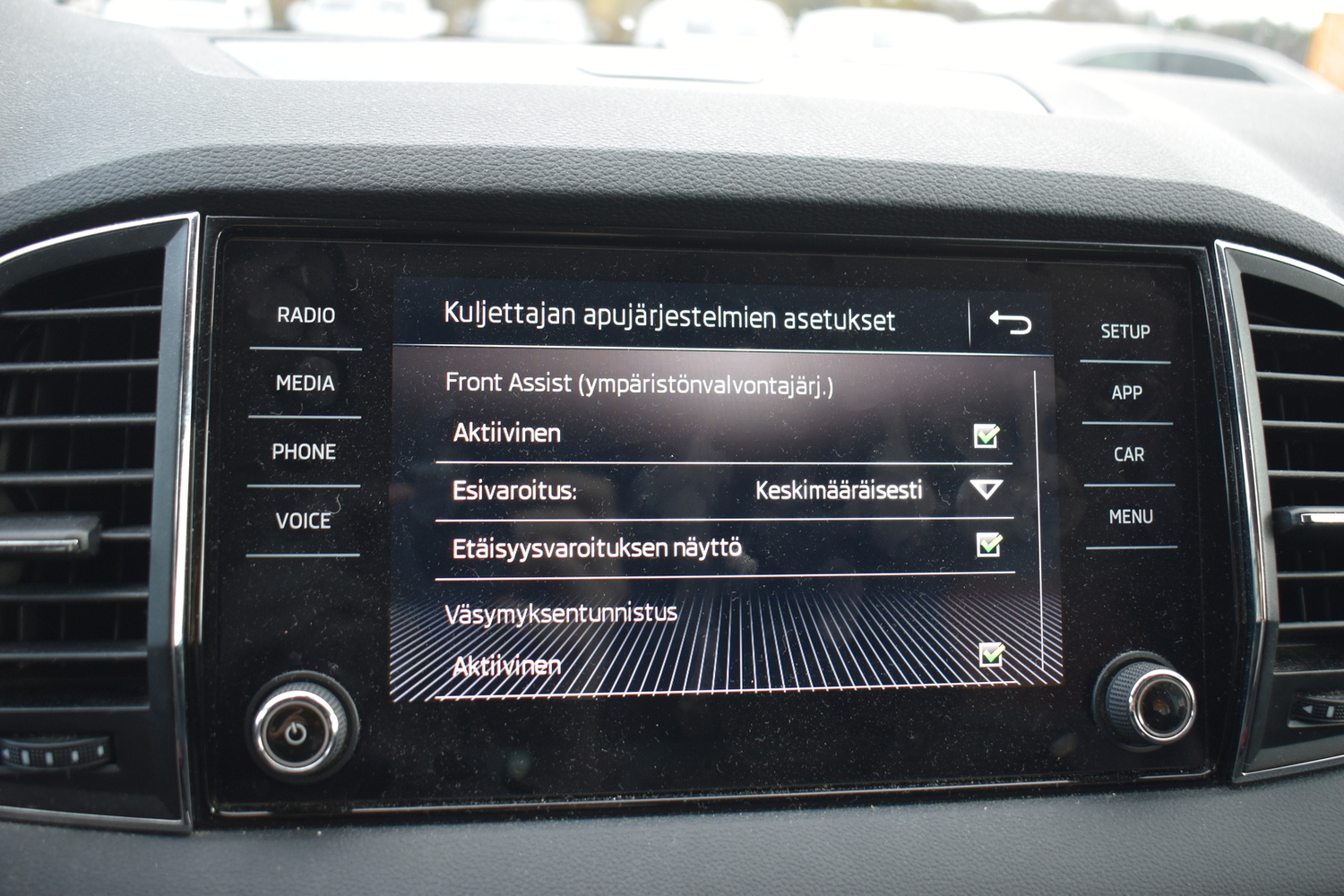 Skoda Karoq vaihtoauto