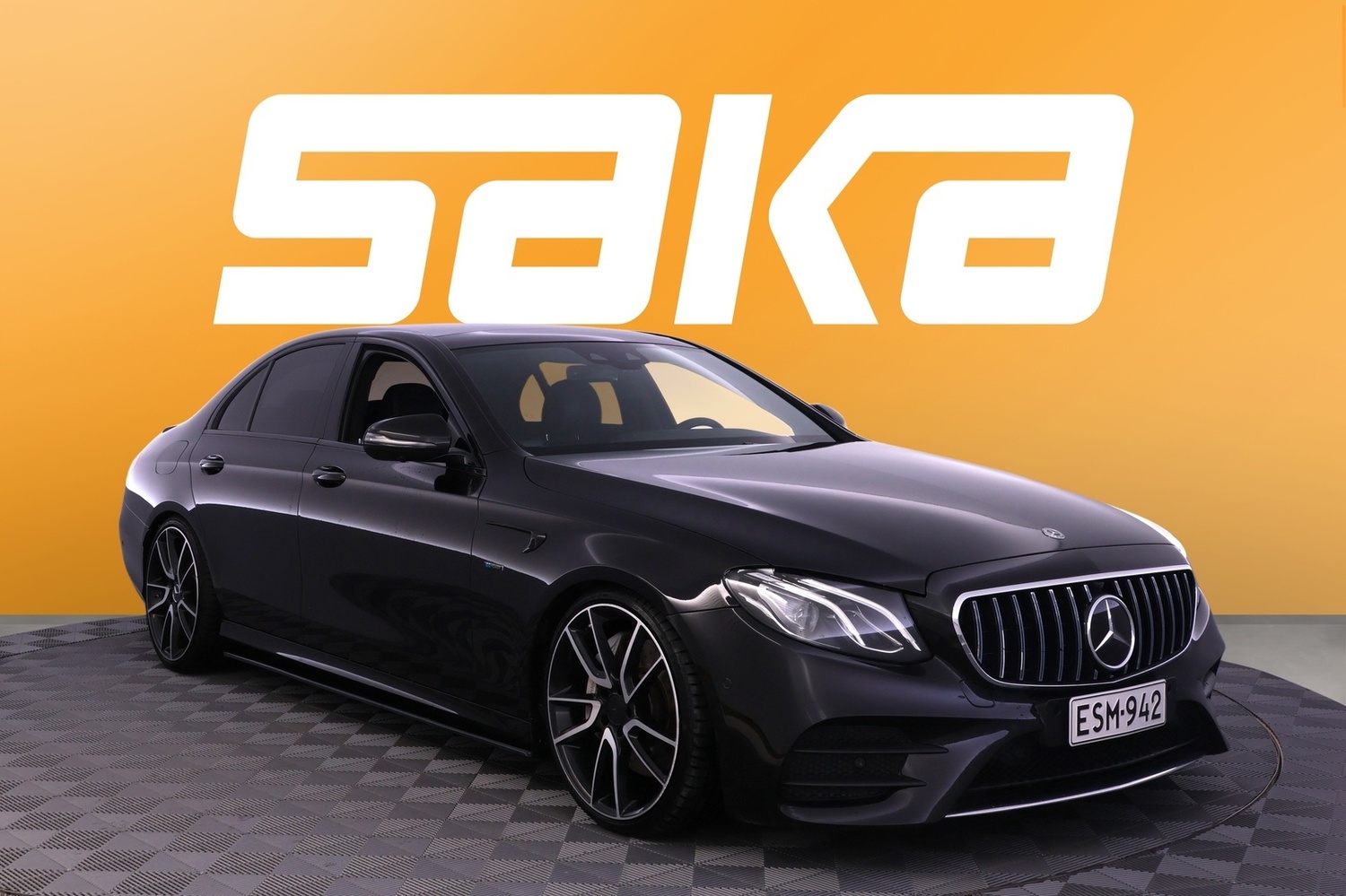 Mercedes-Benz E vaihtoauto