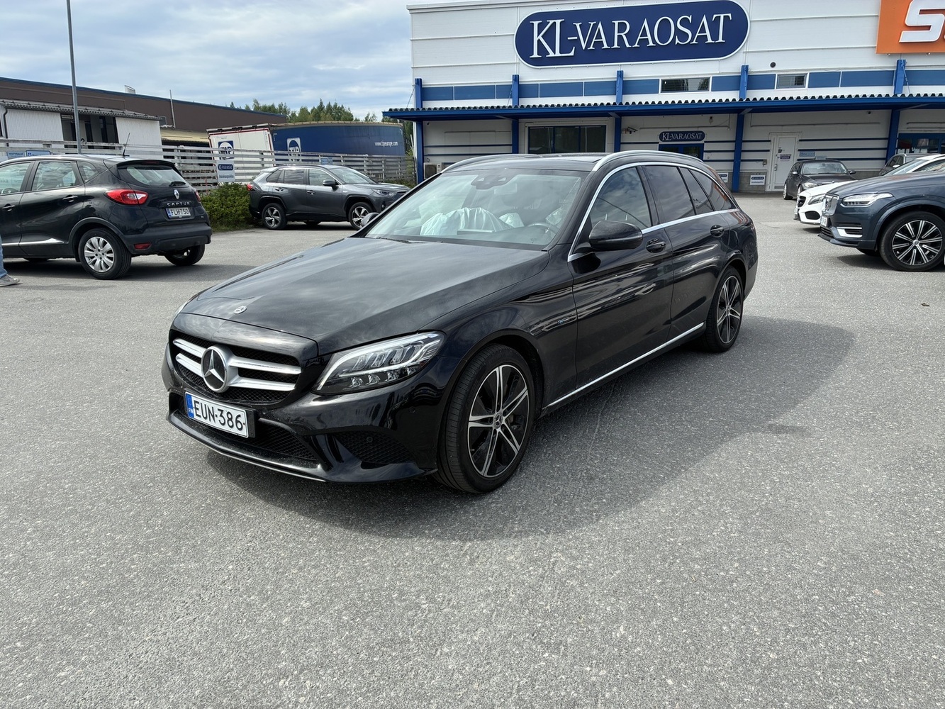 Mercedes-Benz C vaihtoauto