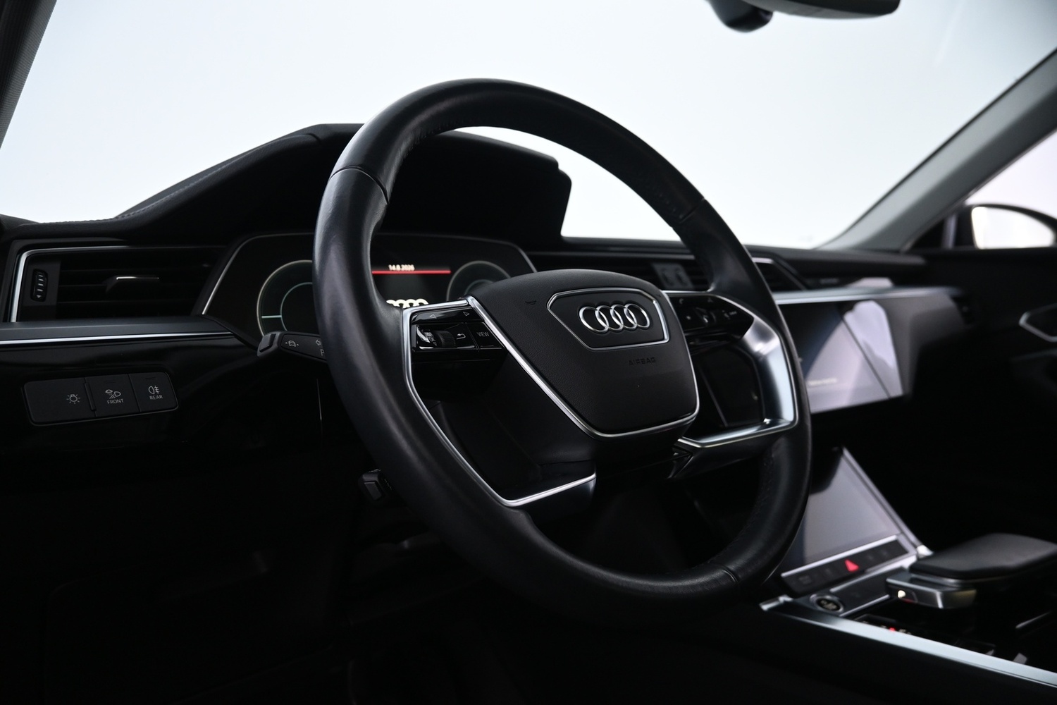 Audi e-tron vaihtoauto