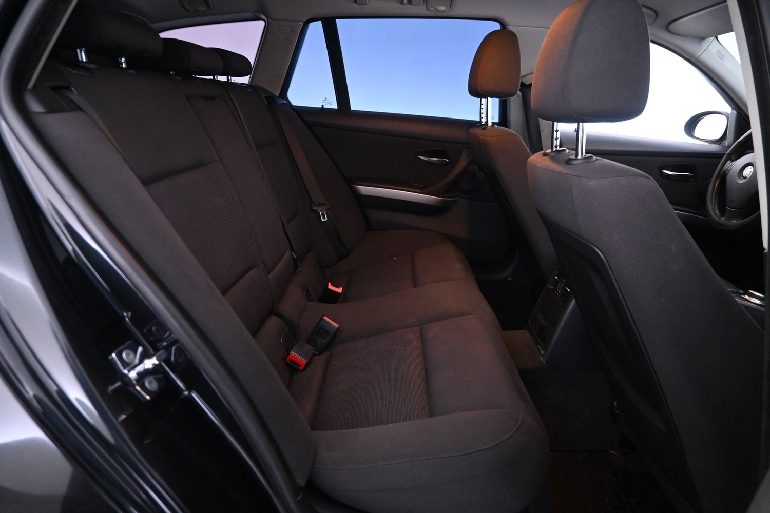 BMW 320 vaihtoauto