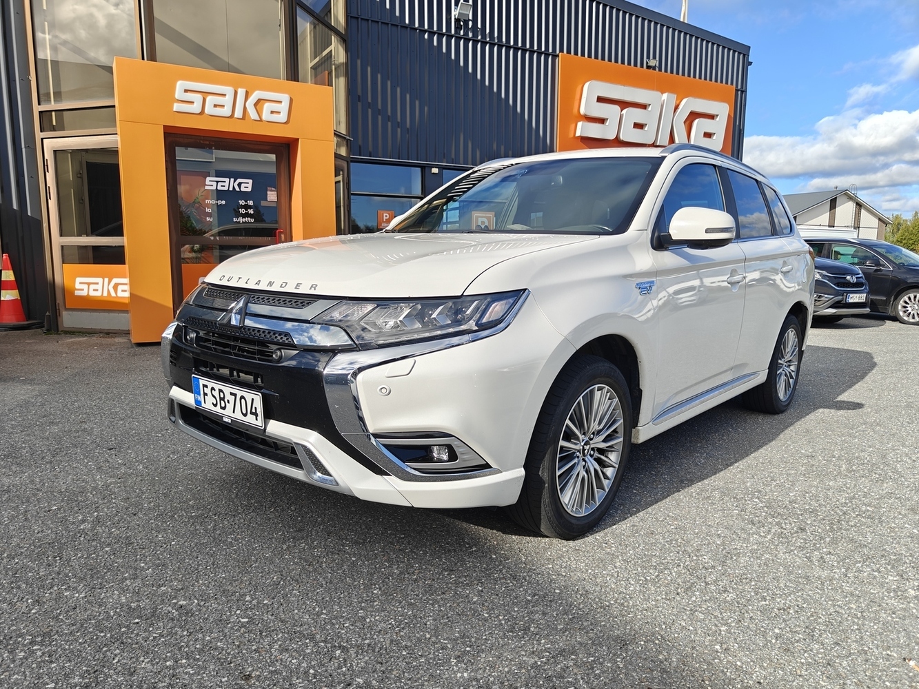 Mitsubishi Outlander PHEV vaihtoauto