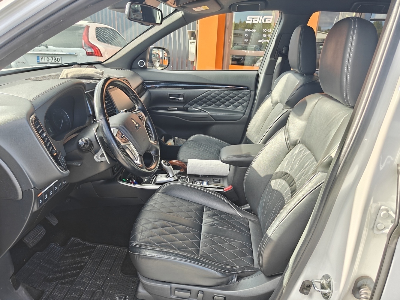 Mitsubishi Outlander PHEV vaihtoauto