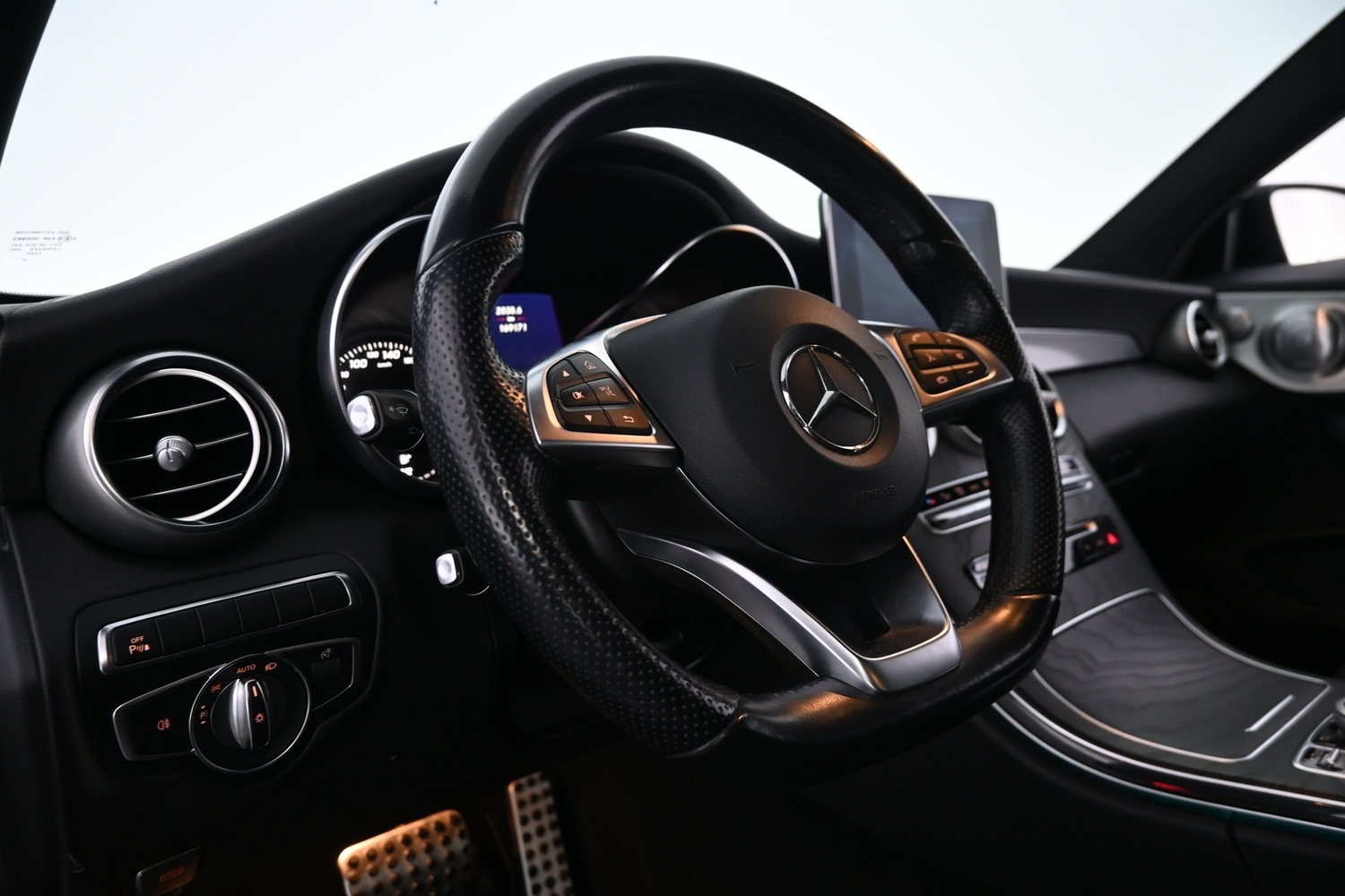 Mercedes-Benz C vaihtoauto