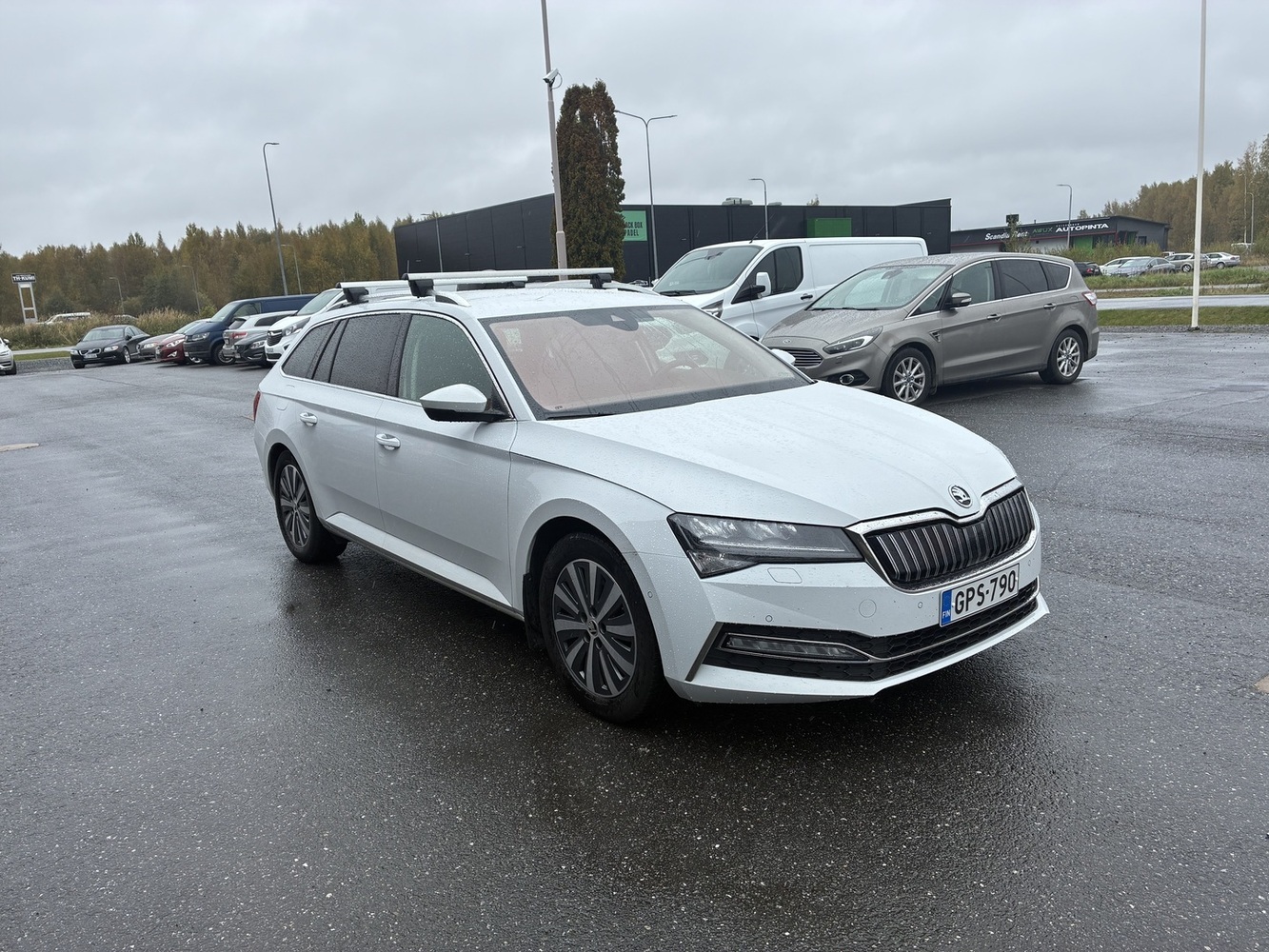 Skoda Superb vaihtoauto
