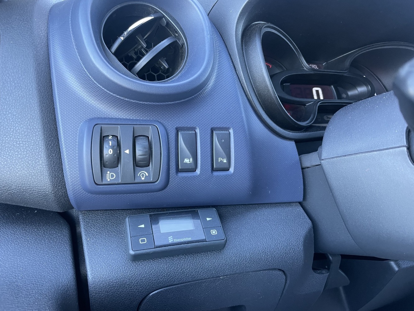 Opel Vivaro vaihtoauto