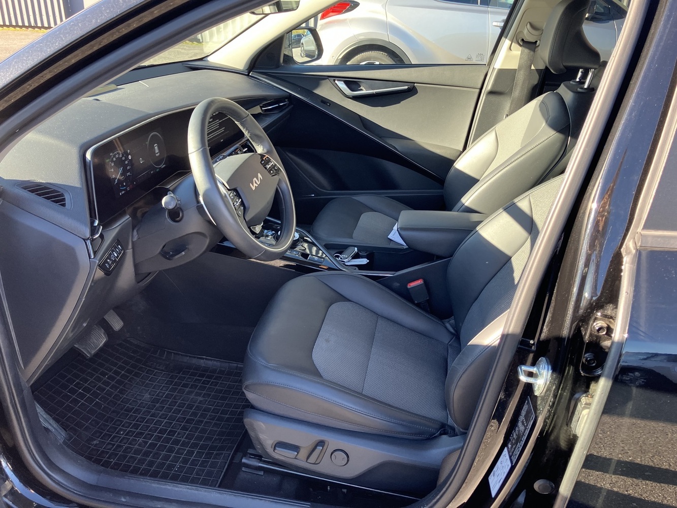 Kia Niro vaihtoauto