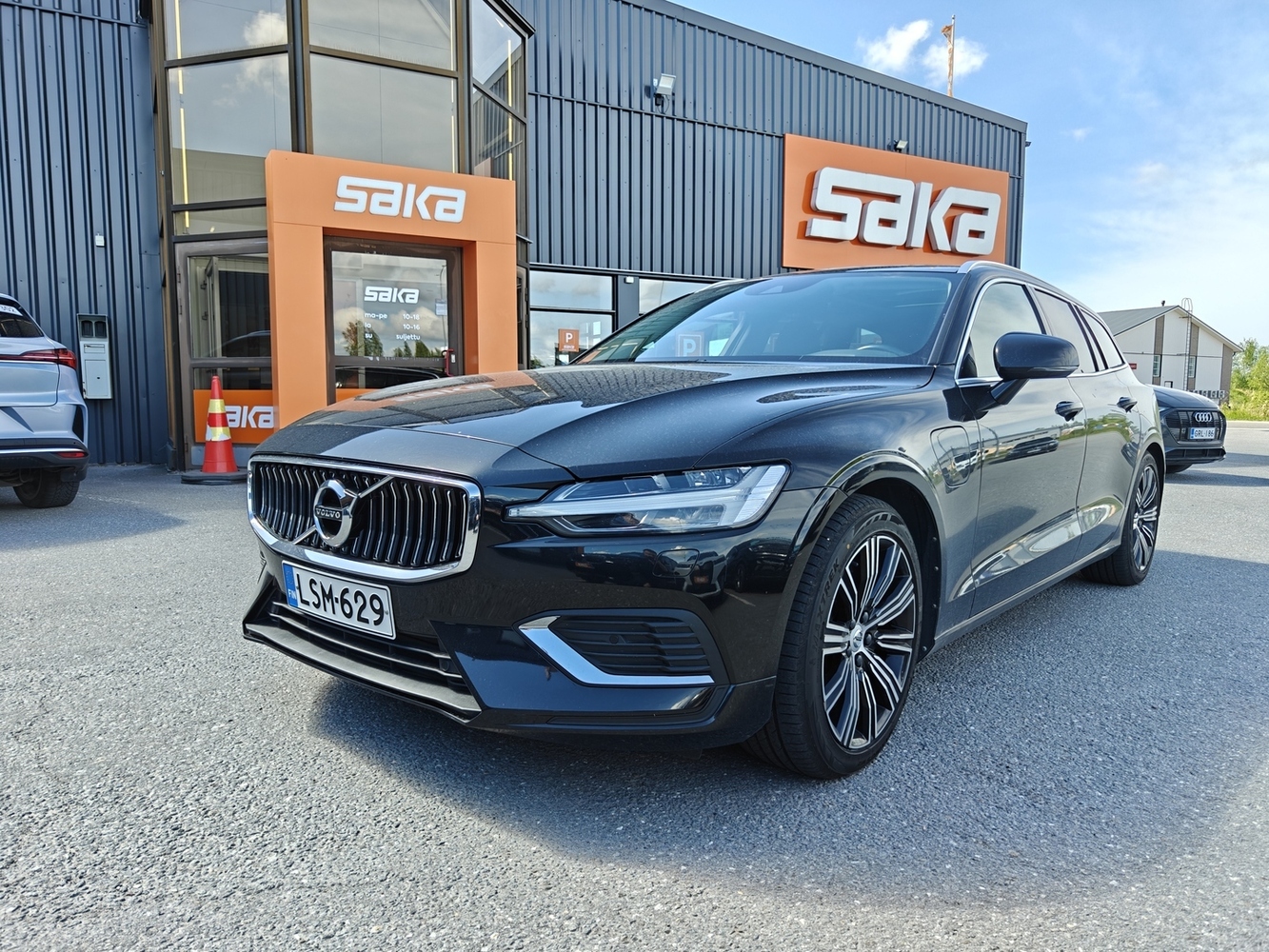 Volvo V60 vaihtoauto