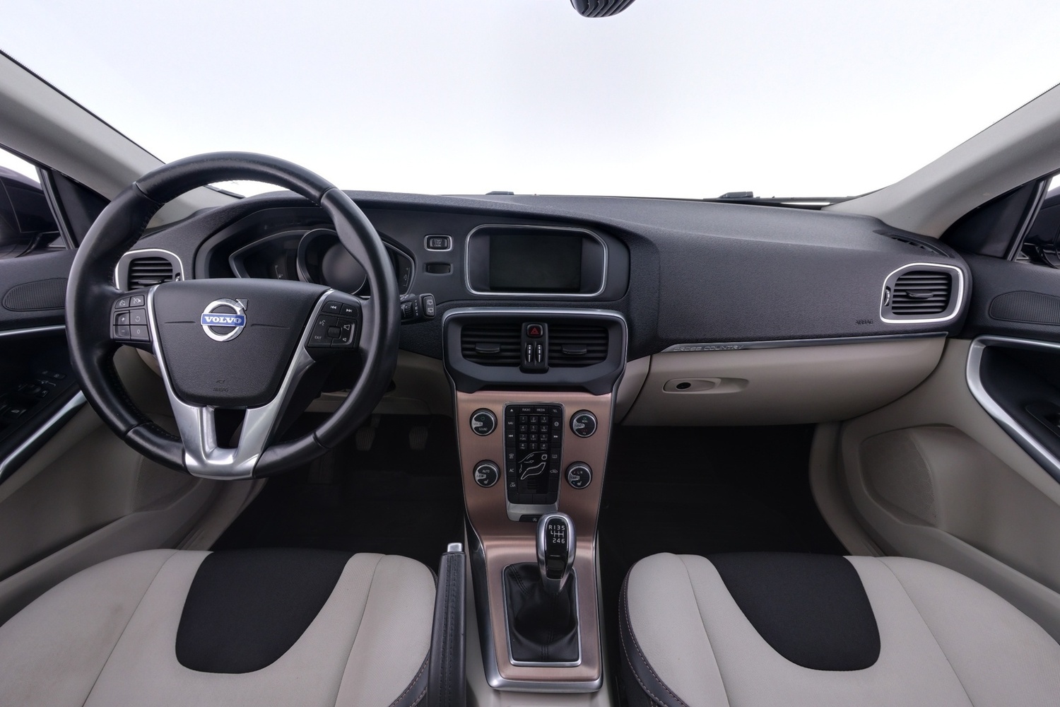 Volvo V40 Cross Country vaihtoauto