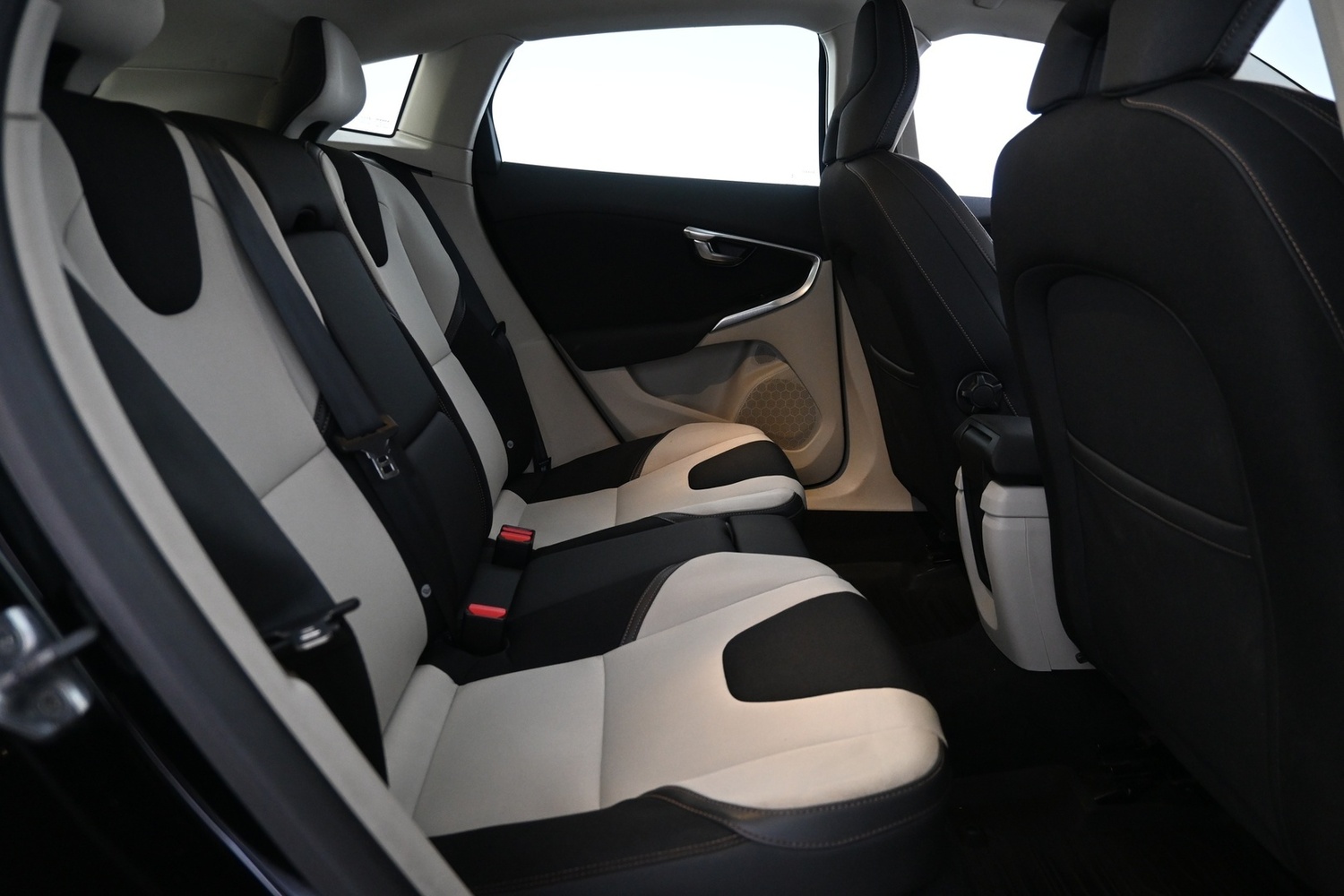 Volvo V40 Cross Country vaihtoauto