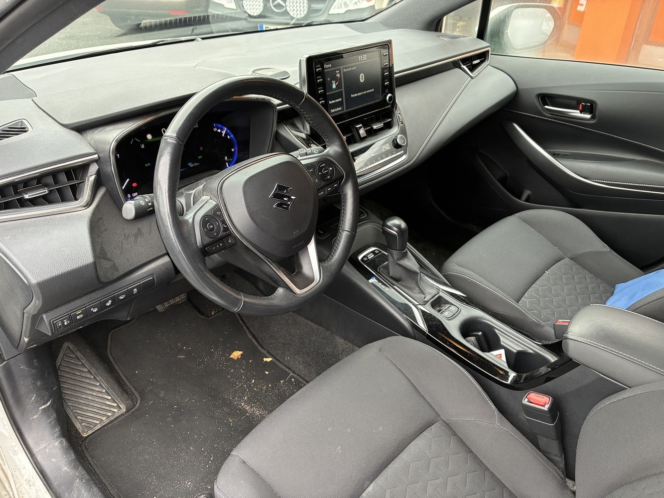 Suzuki Swace vaihtoauto