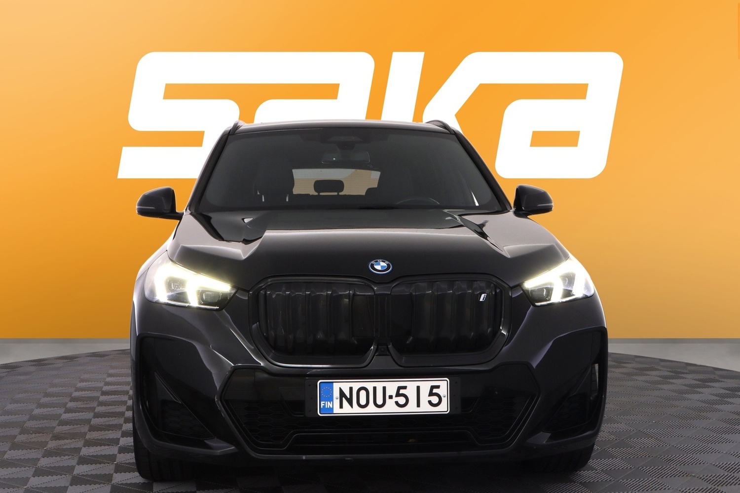 BMW iX1 vaihtoauto