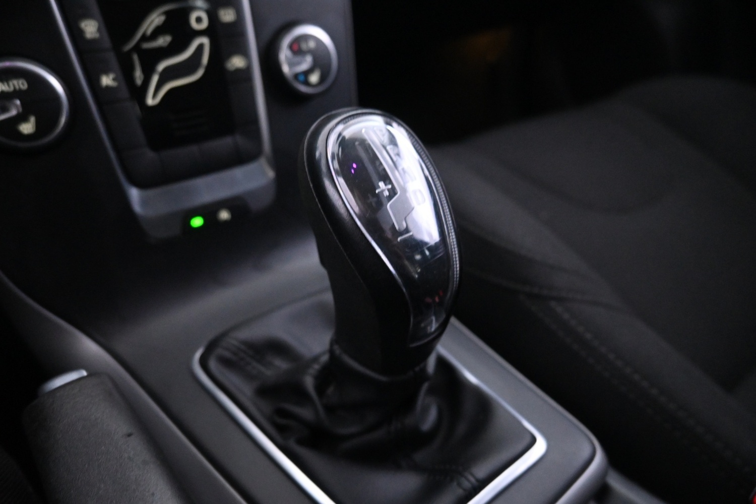 Volvo V40 vaihtoauto