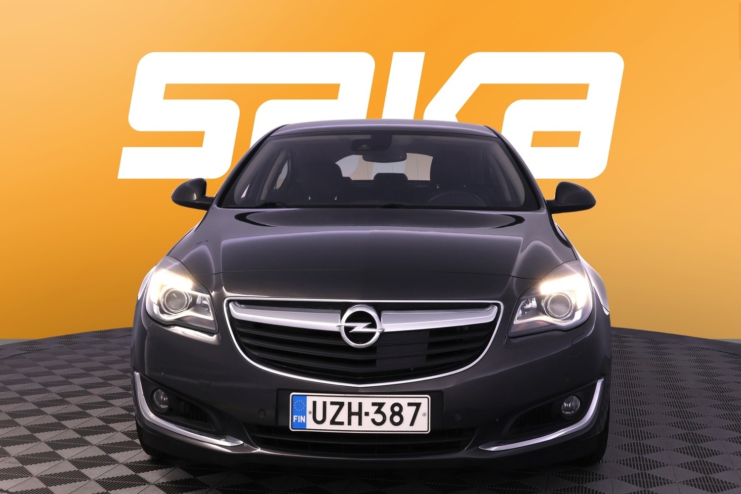 Opel Insignia vaihtoauto