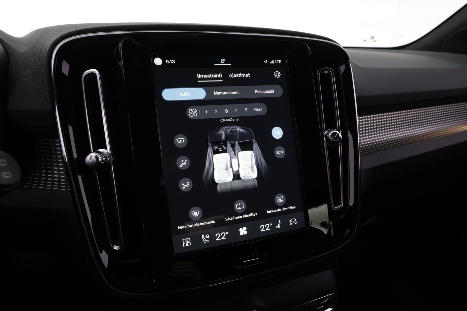 Volvo XC40 vaihtoauto