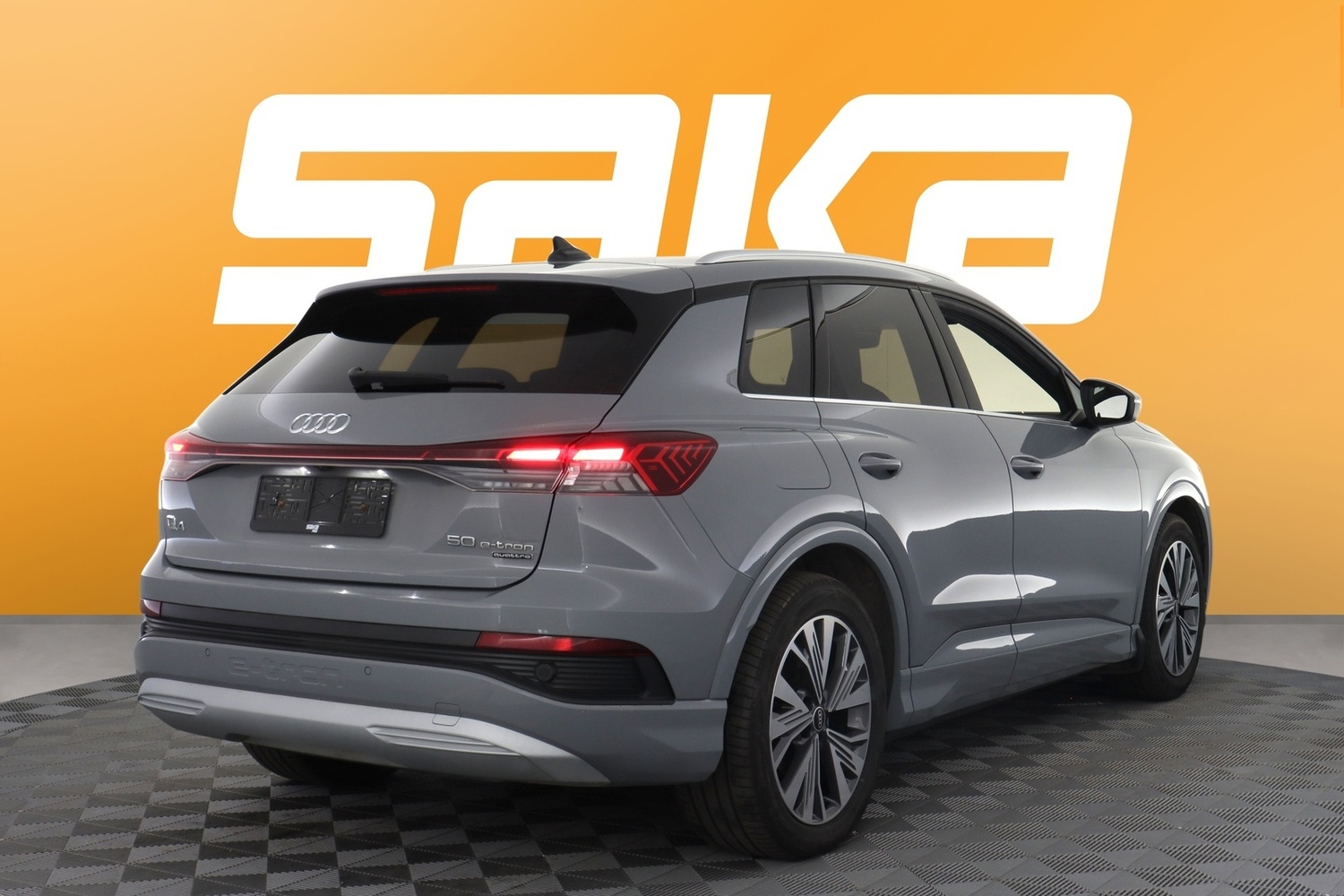 Audi Q4 e-tron vaihtoauto