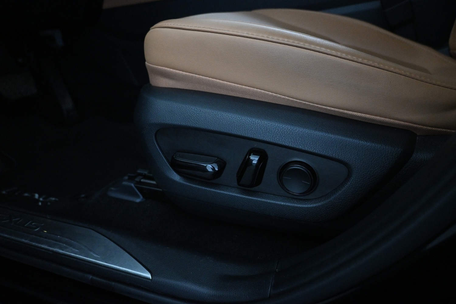 Lexus NX vaihtoauto