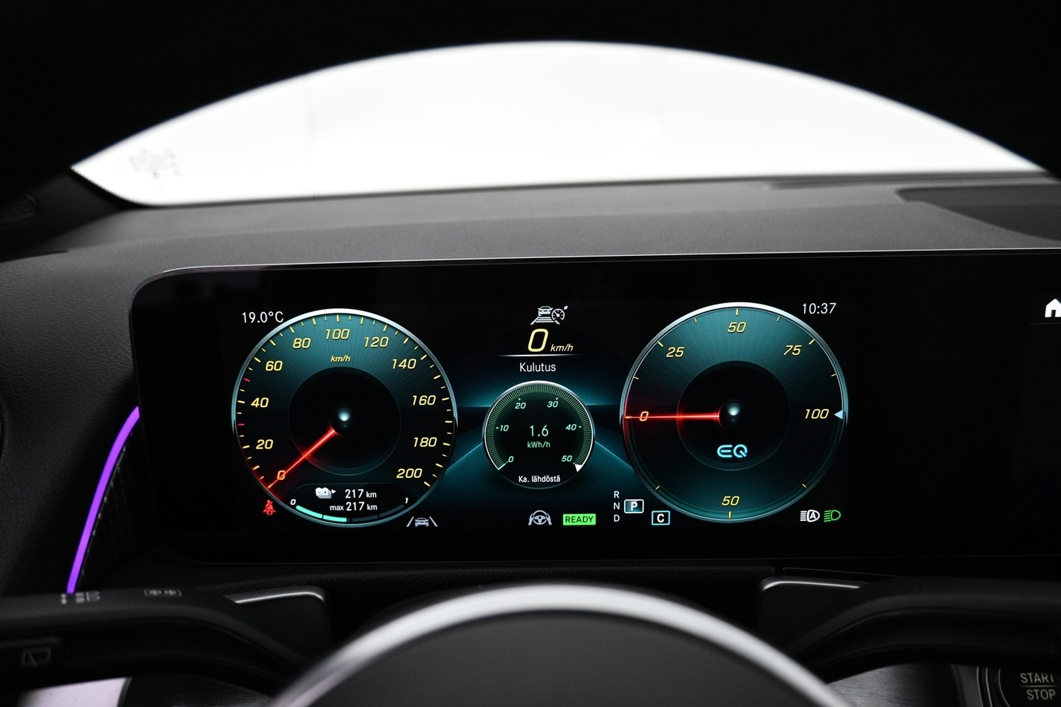 Mercedes-Benz EQB vaihtoauto