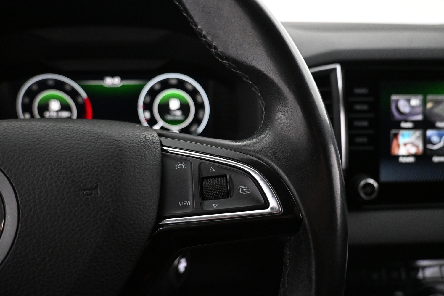 Skoda Karoq vaihtoauto
