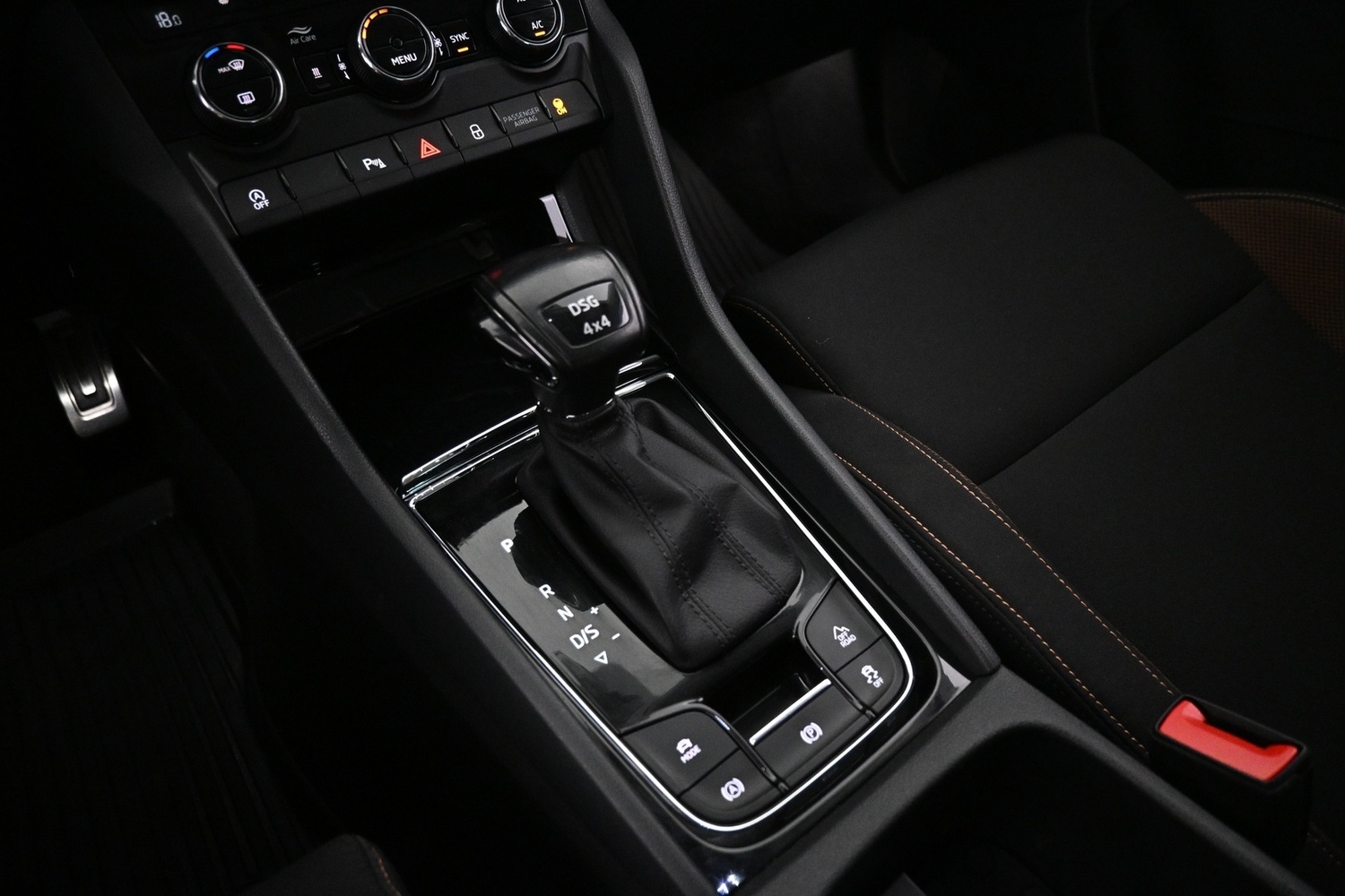 Skoda Karoq vaihtoauto
