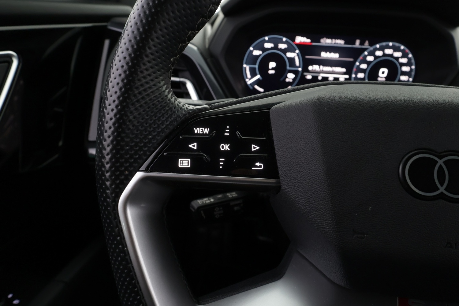 Audi Q4 e-tron vaihtoauto