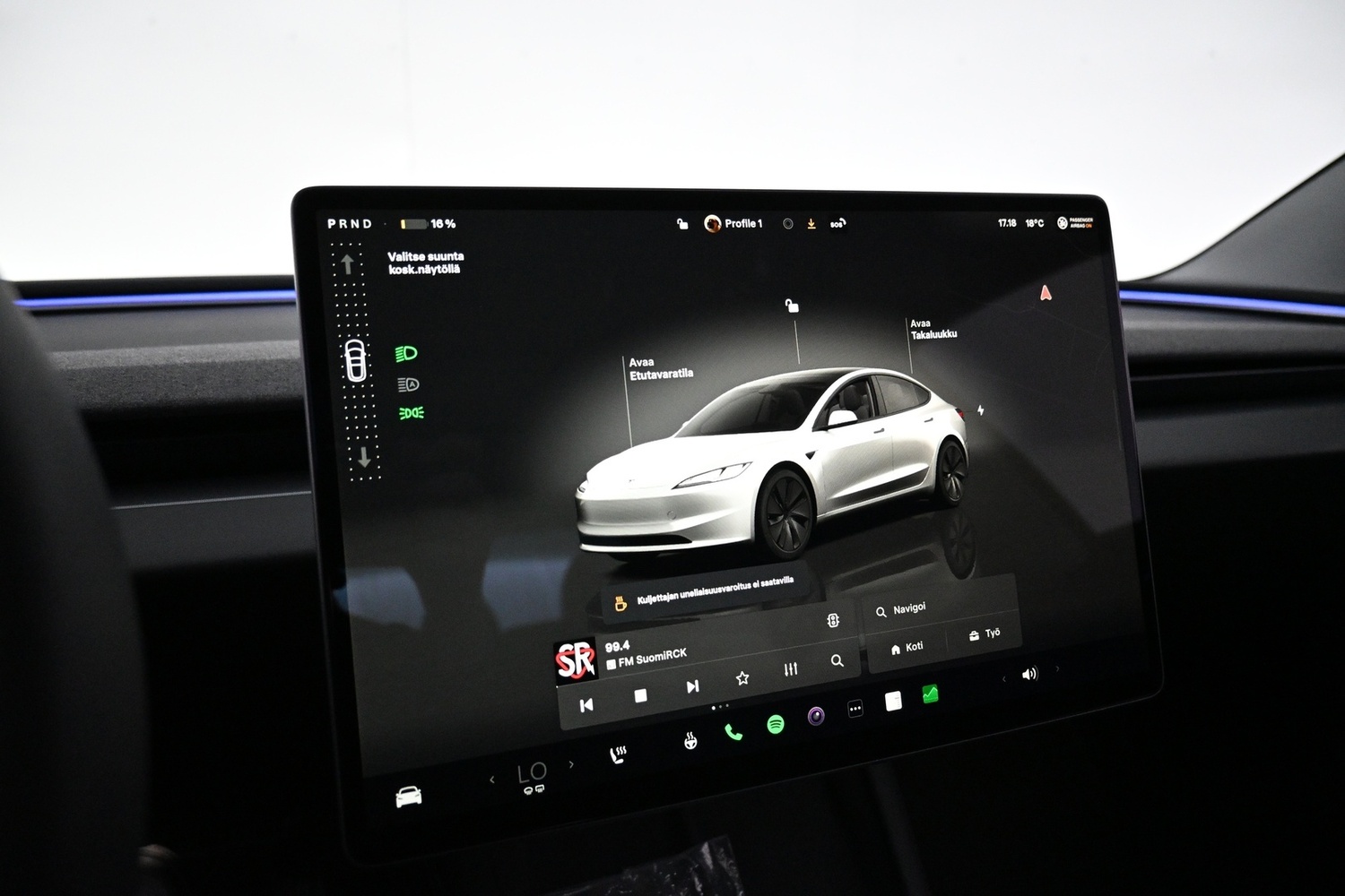 Tesla Model 3 vaihtoauto