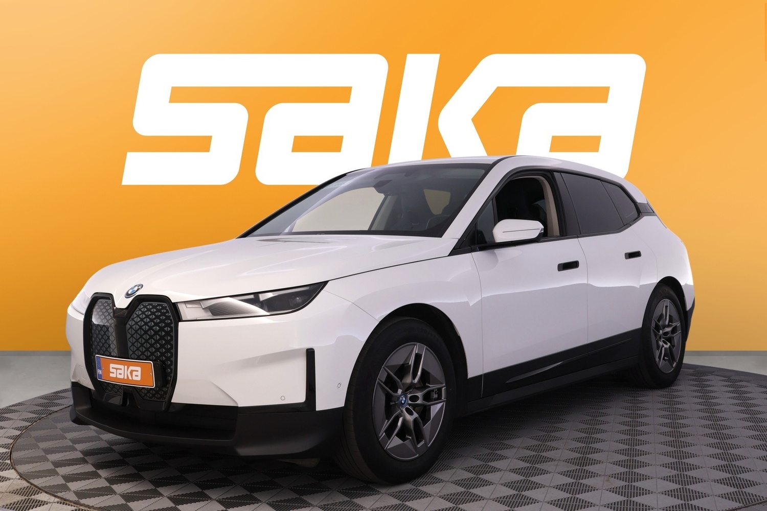 BMW iX vaihtoauto