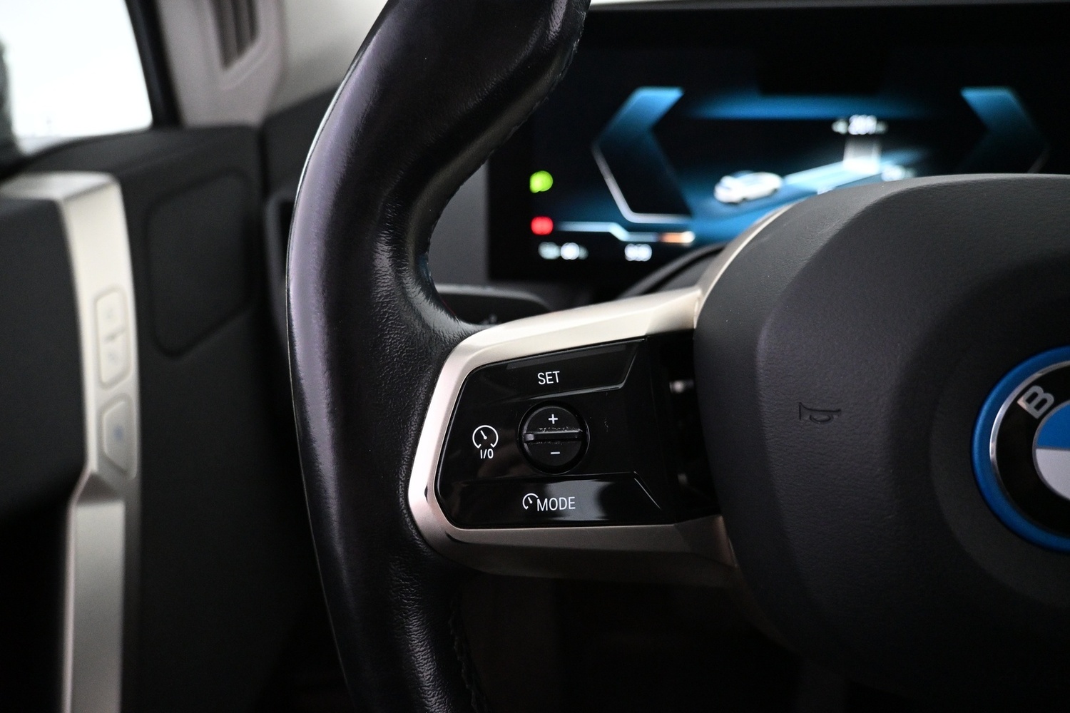 BMW iX vaihtoauto