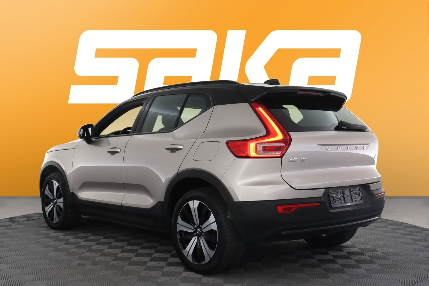 Volvo XC40 vaihtoauto