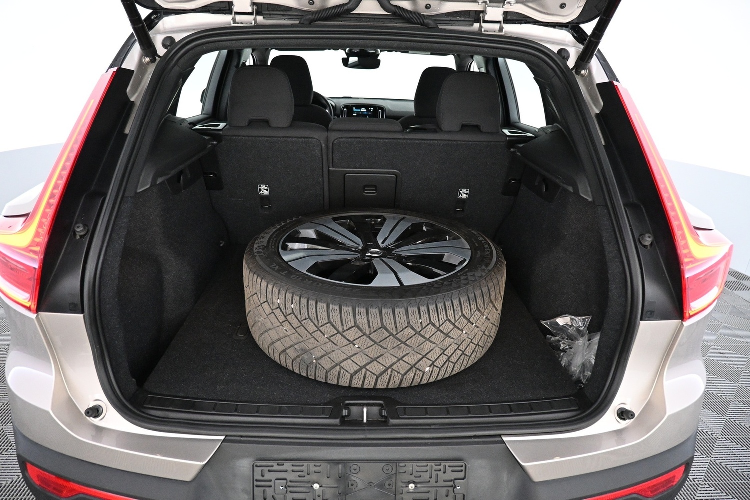 Volvo XC40 vaihtoauto