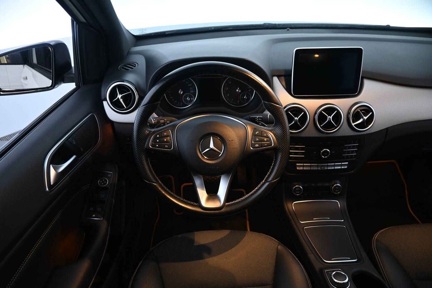 Mercedes-Benz B vaihtoauto