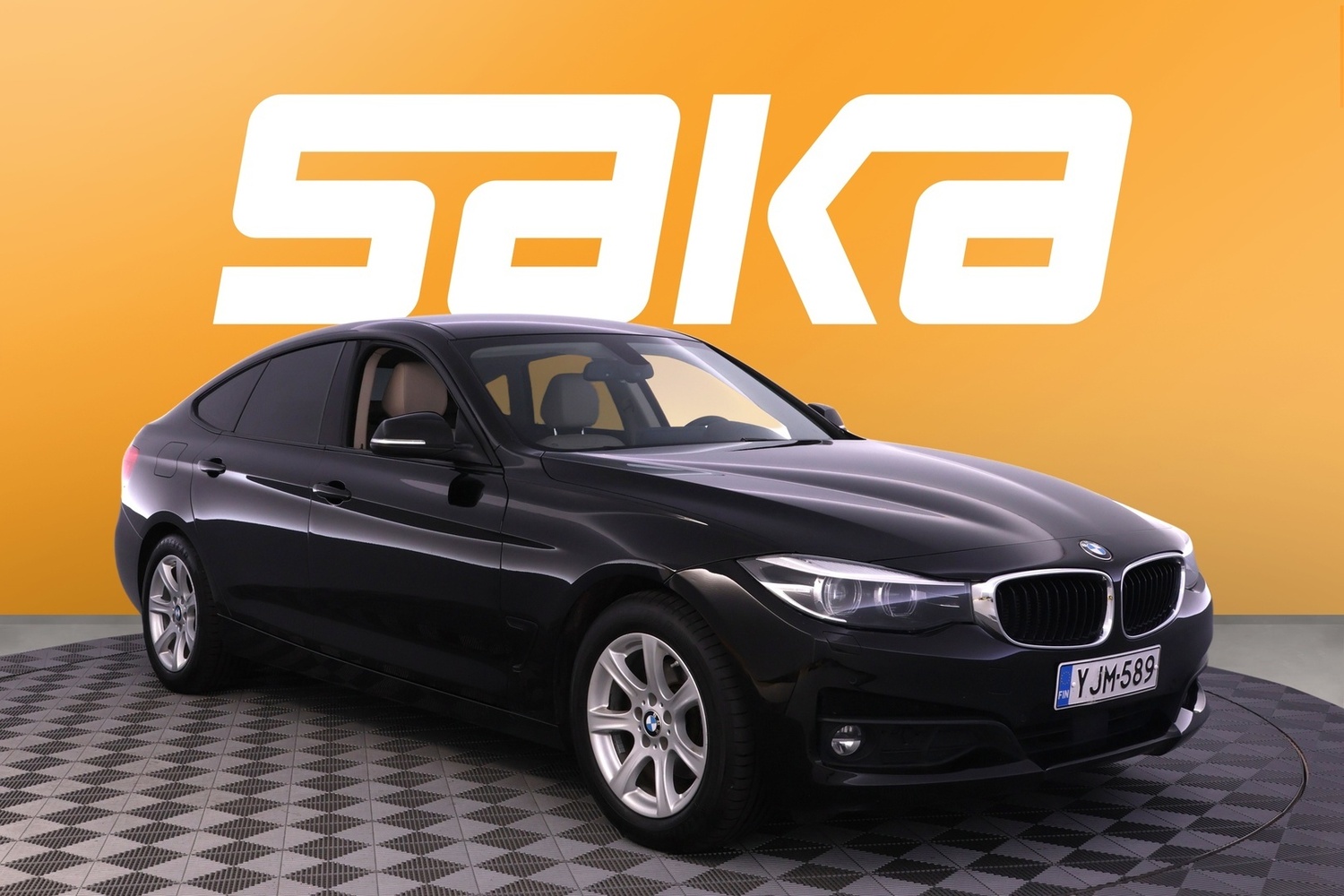 BMW 320 vaihtoauto
