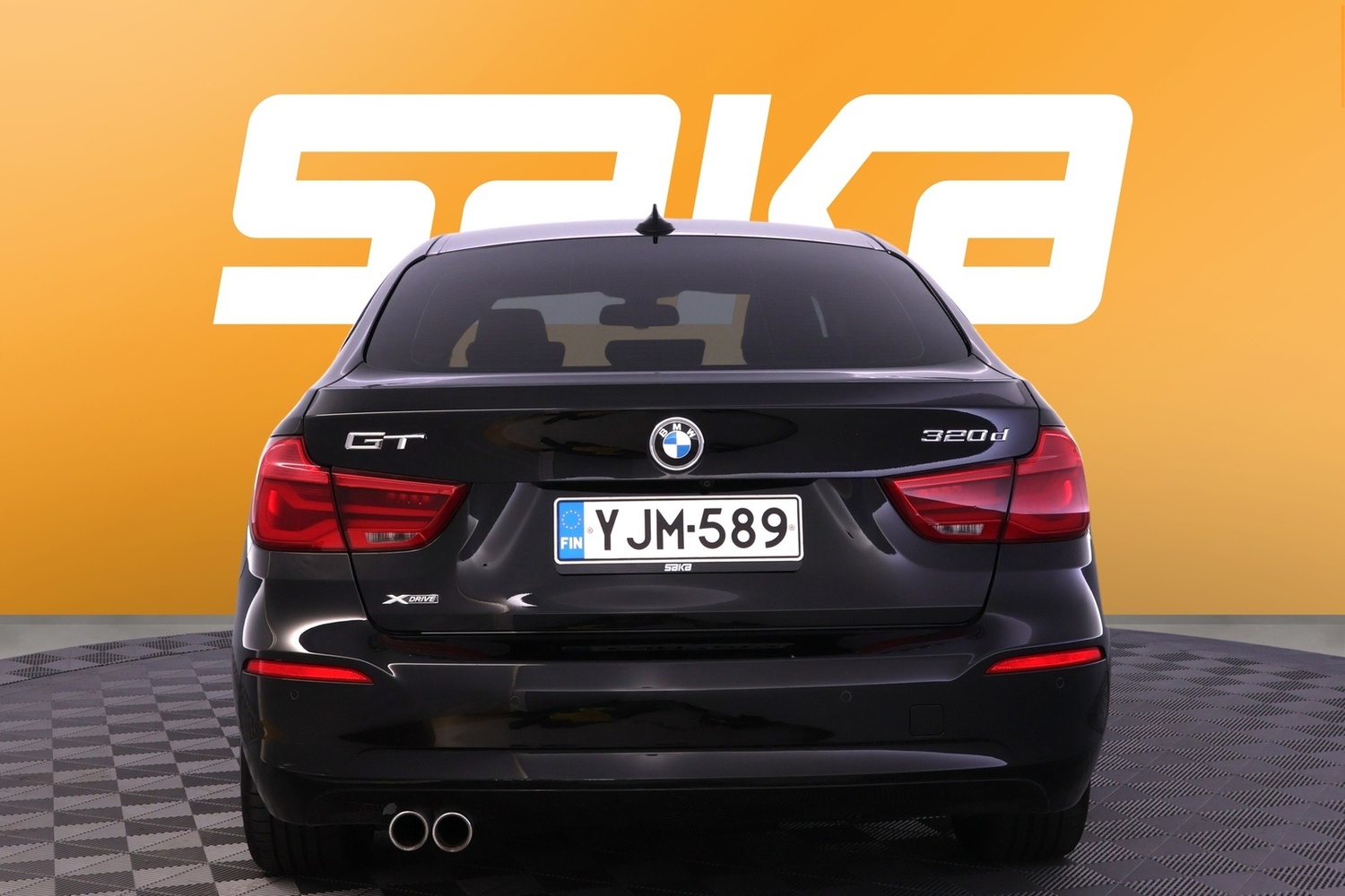 BMW 320 vaihtoauto