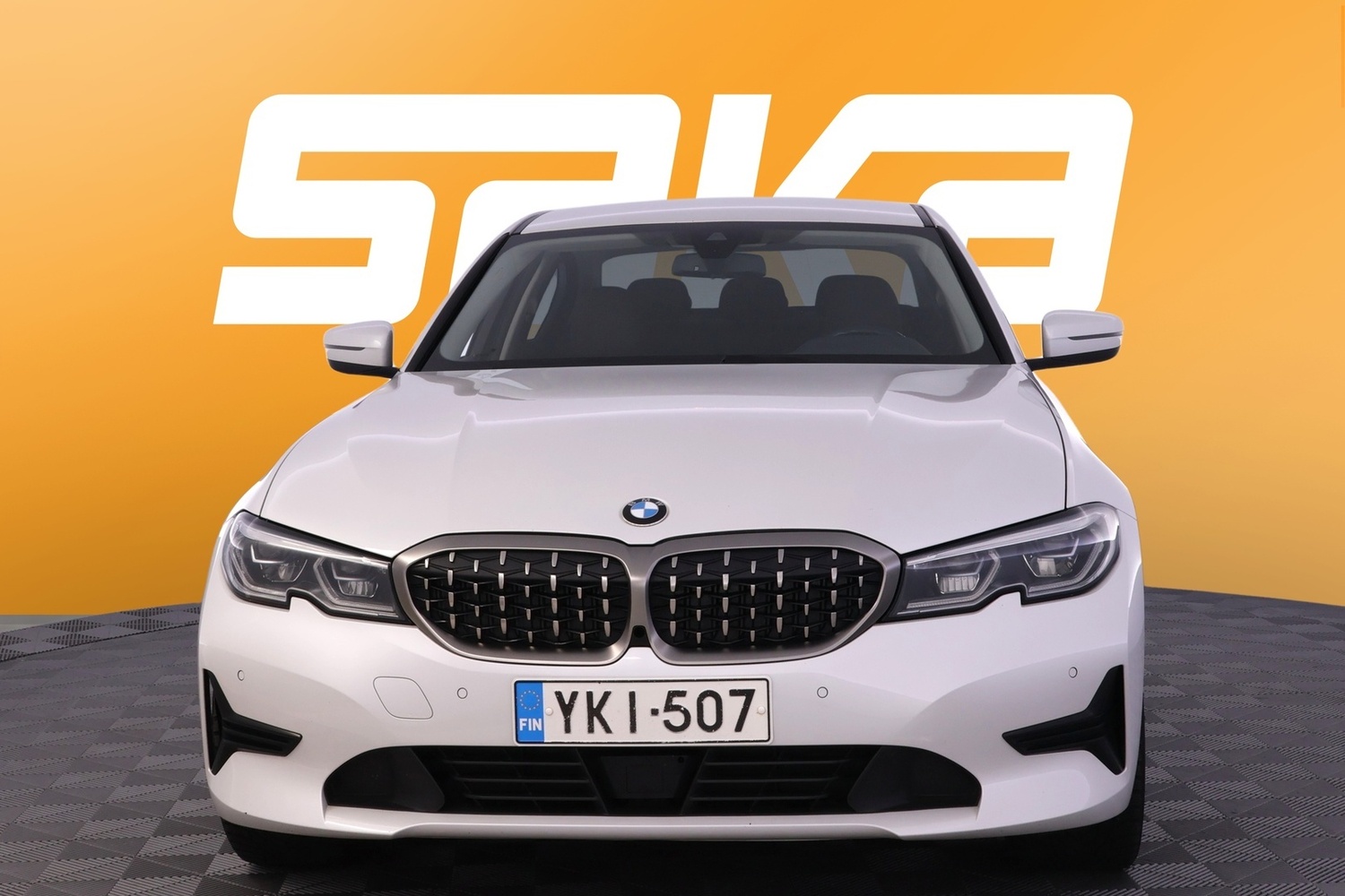 BMW 320 vaihtoauto