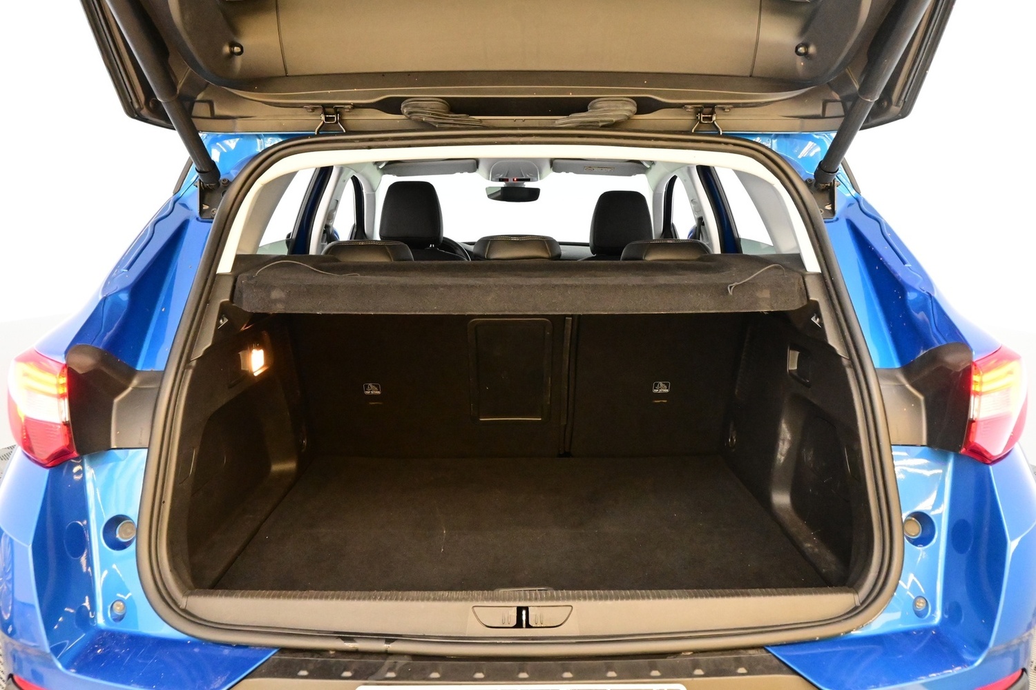 Opel Grandland X vaihtoauto