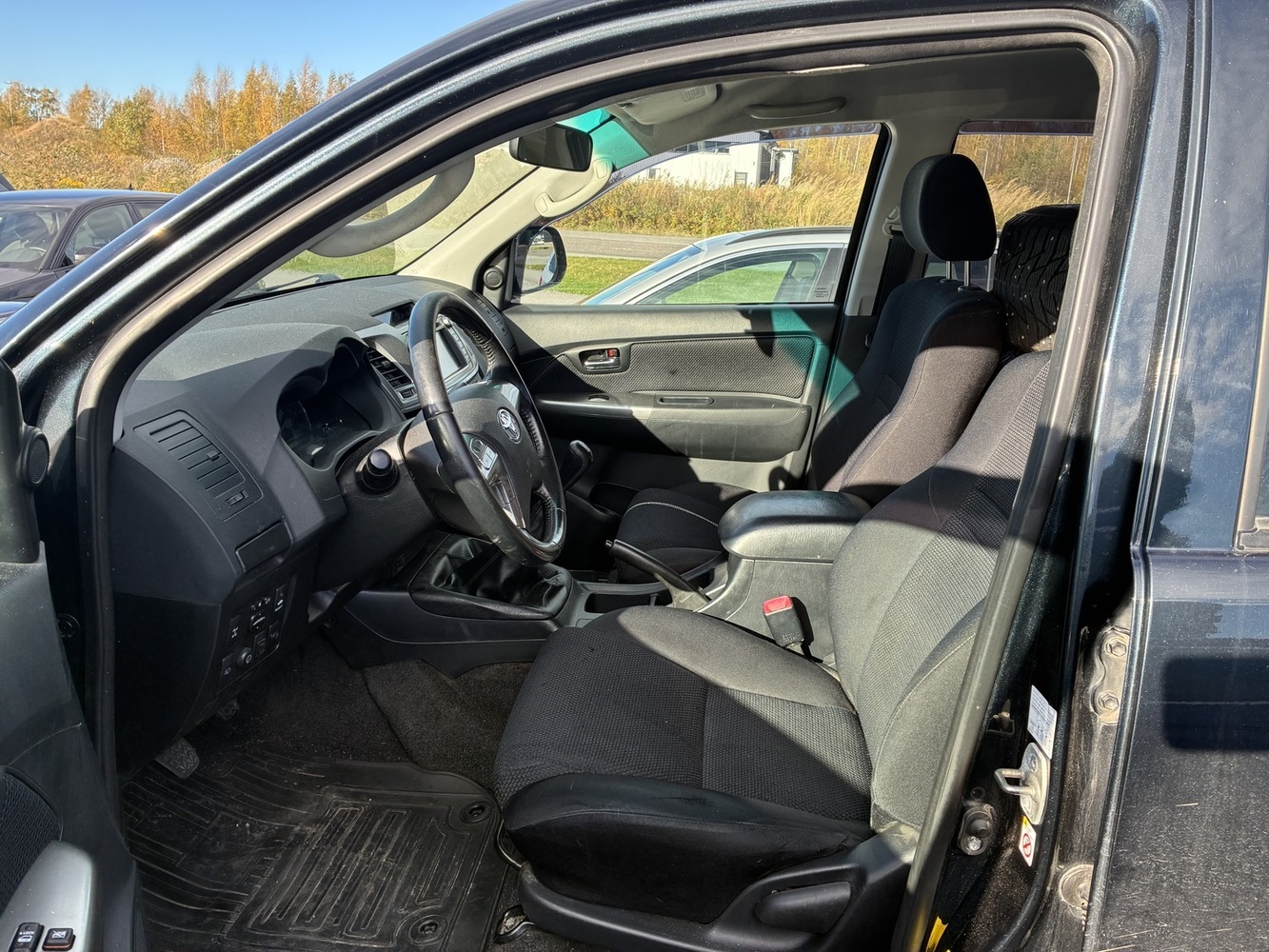 Toyota Hilux vaihtoauto