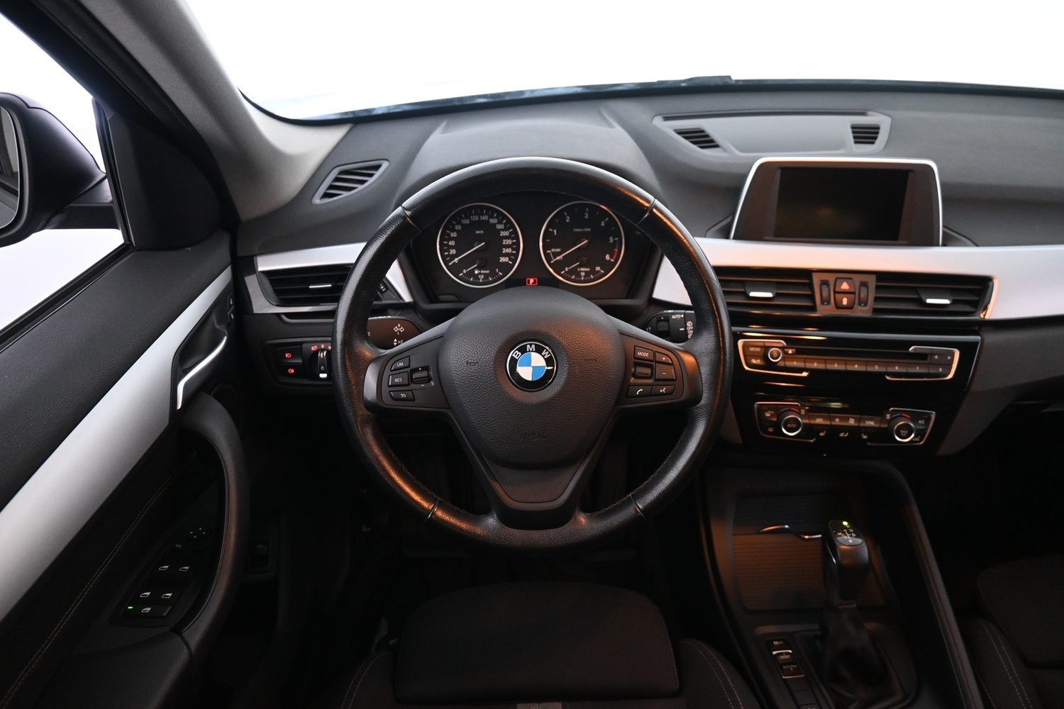 BMW X1 vaihtoauto