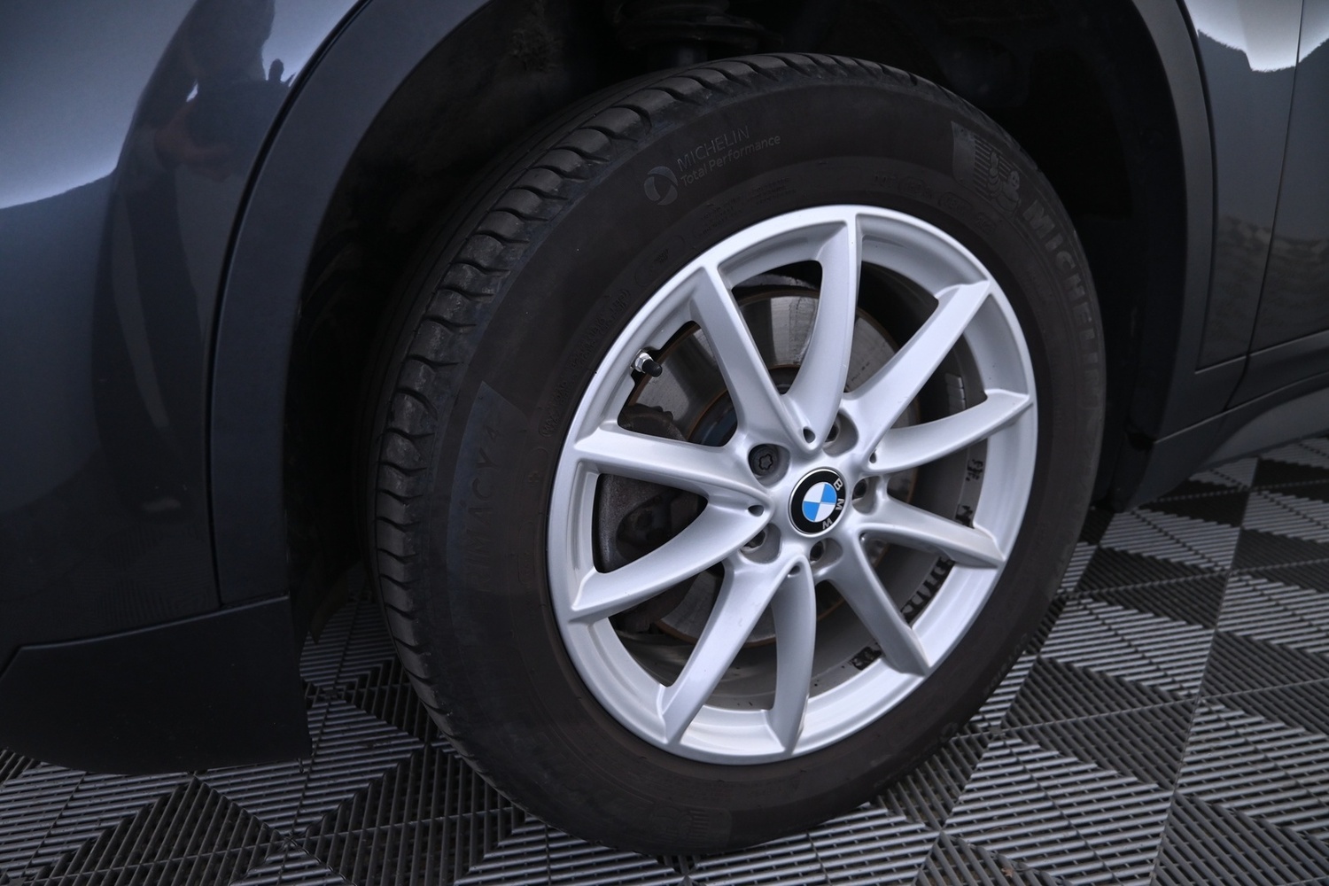 BMW X1 vaihtoauto