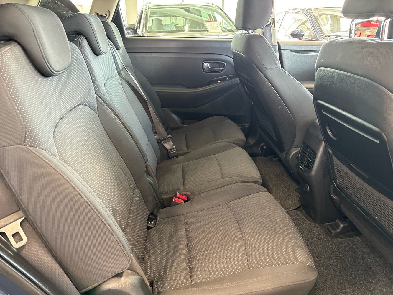 Kia Carens vaihtoauto