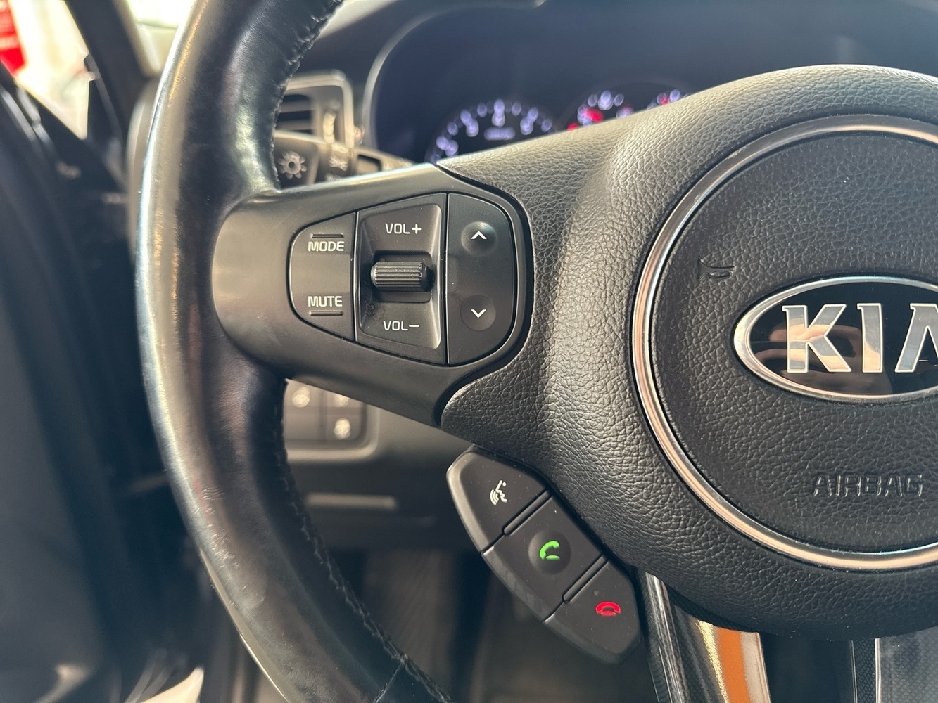 Kia Carens vaihtoauto