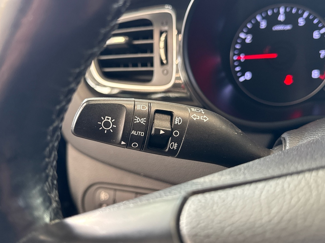 Kia Carens vaihtoauto