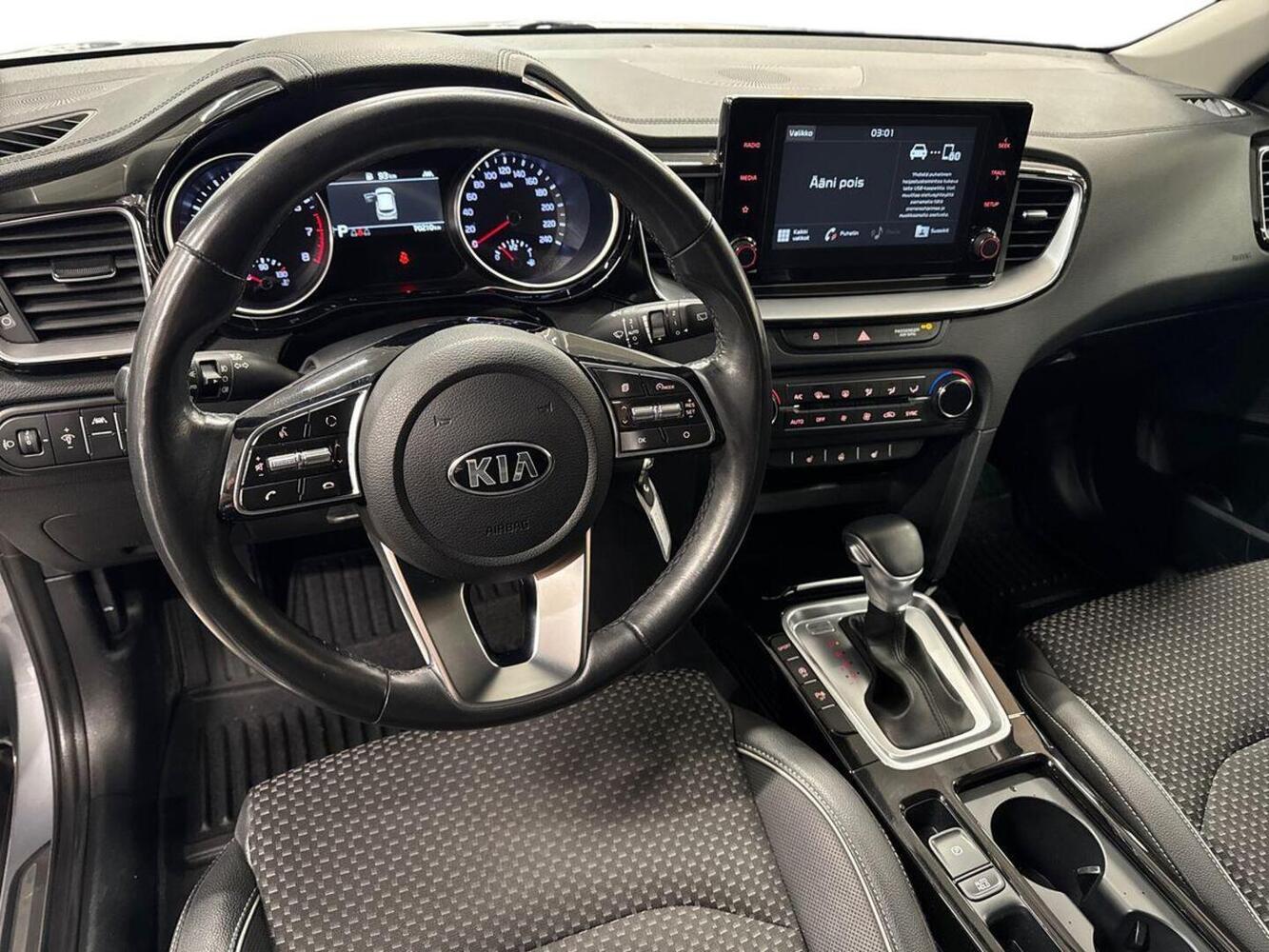 Kia XCeed vaihtoauto