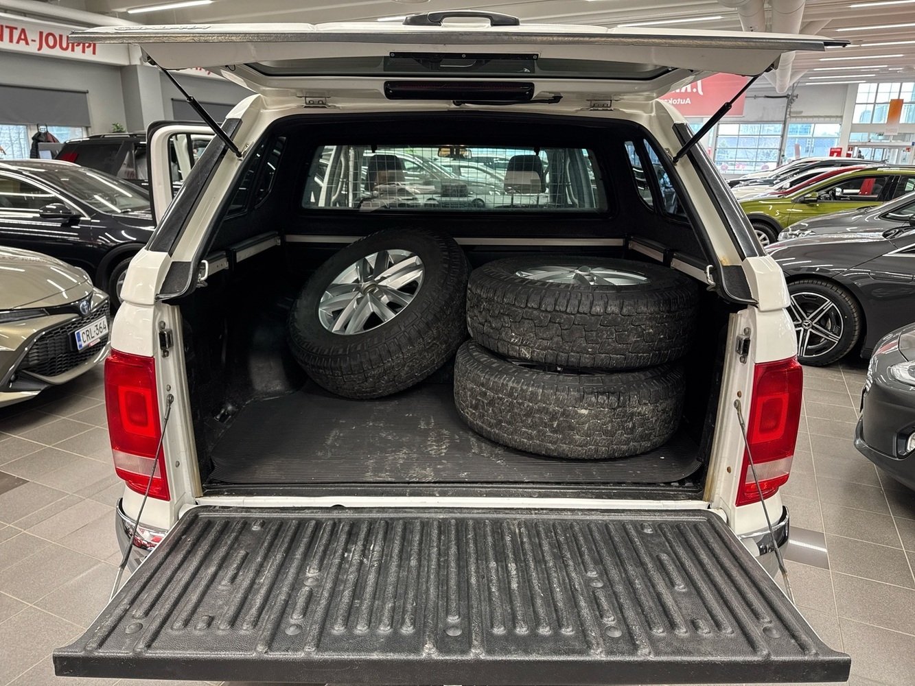 Volkswagen Amarok vaihtoauto