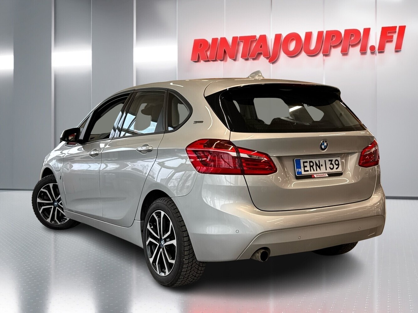 BMW 225 vaihtoauto