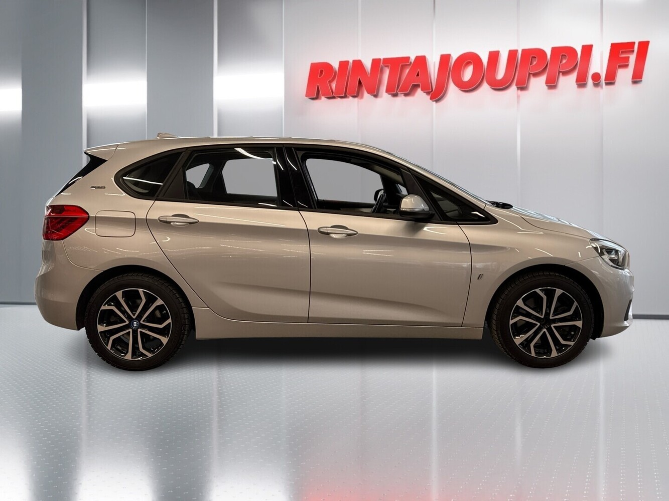 BMW 225 vaihtoauto