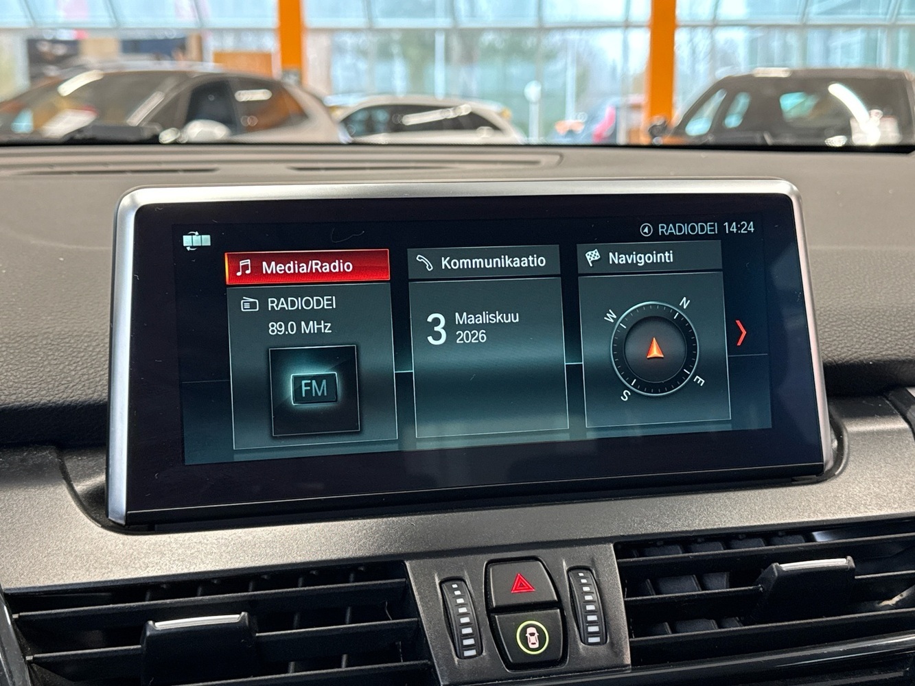 BMW 225 vaihtoauto