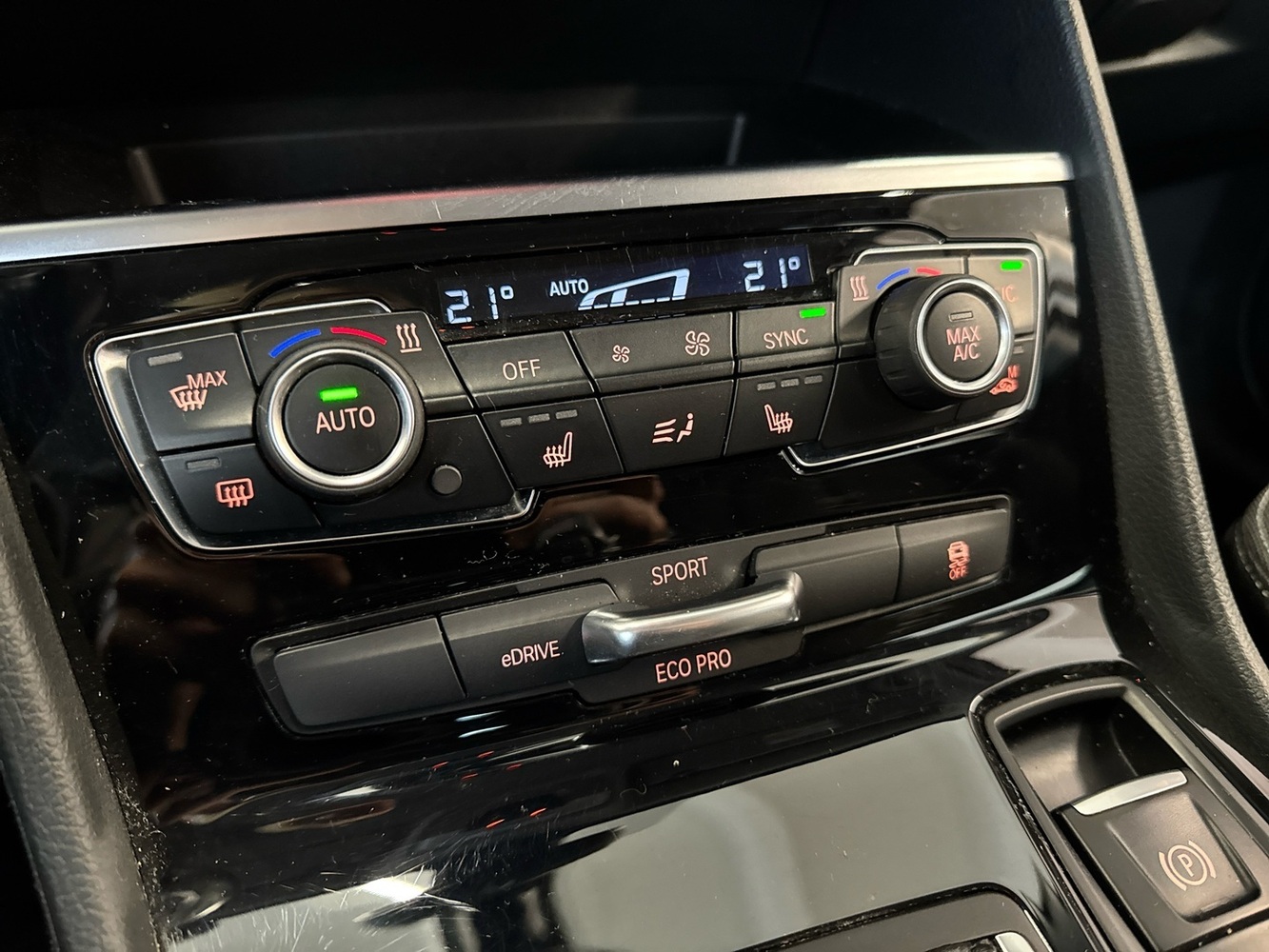 BMW 225 vaihtoauto
